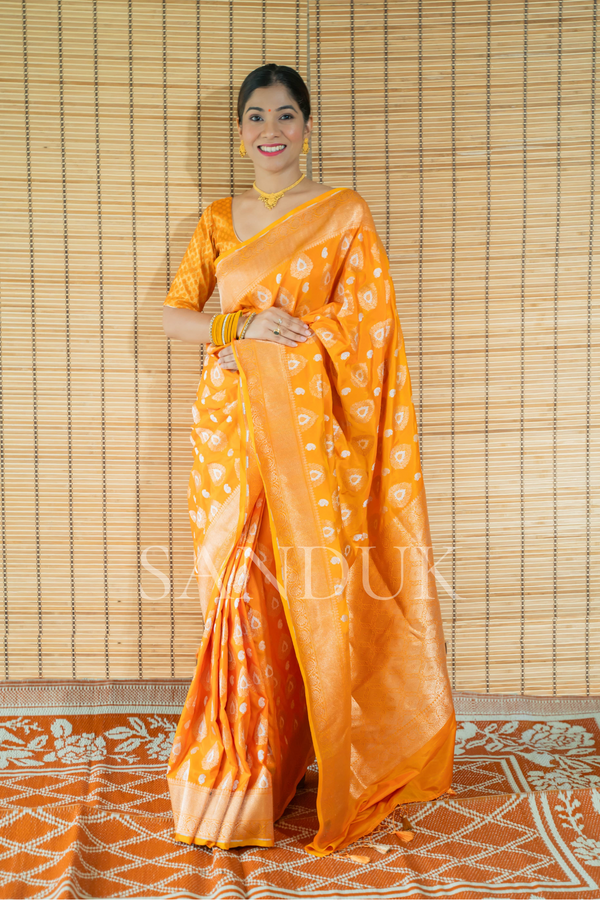 Vainika (Saree)
