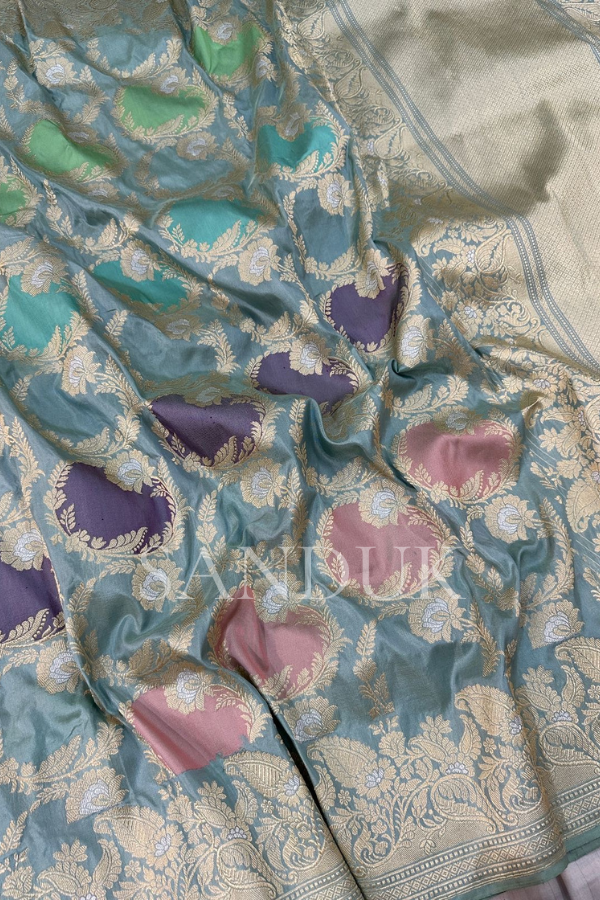 Pastel Circular Lotus Jangla Saree