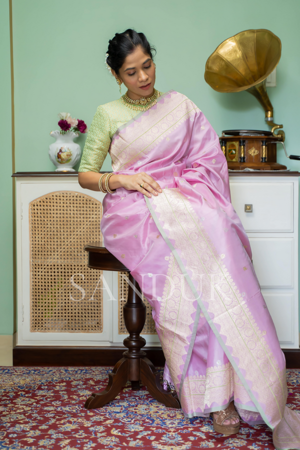 nirvi (saree)