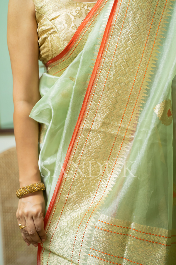 myra (saree)