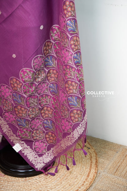 Purple chanderi cotton saree pallu with multicolour woven florals and tassels