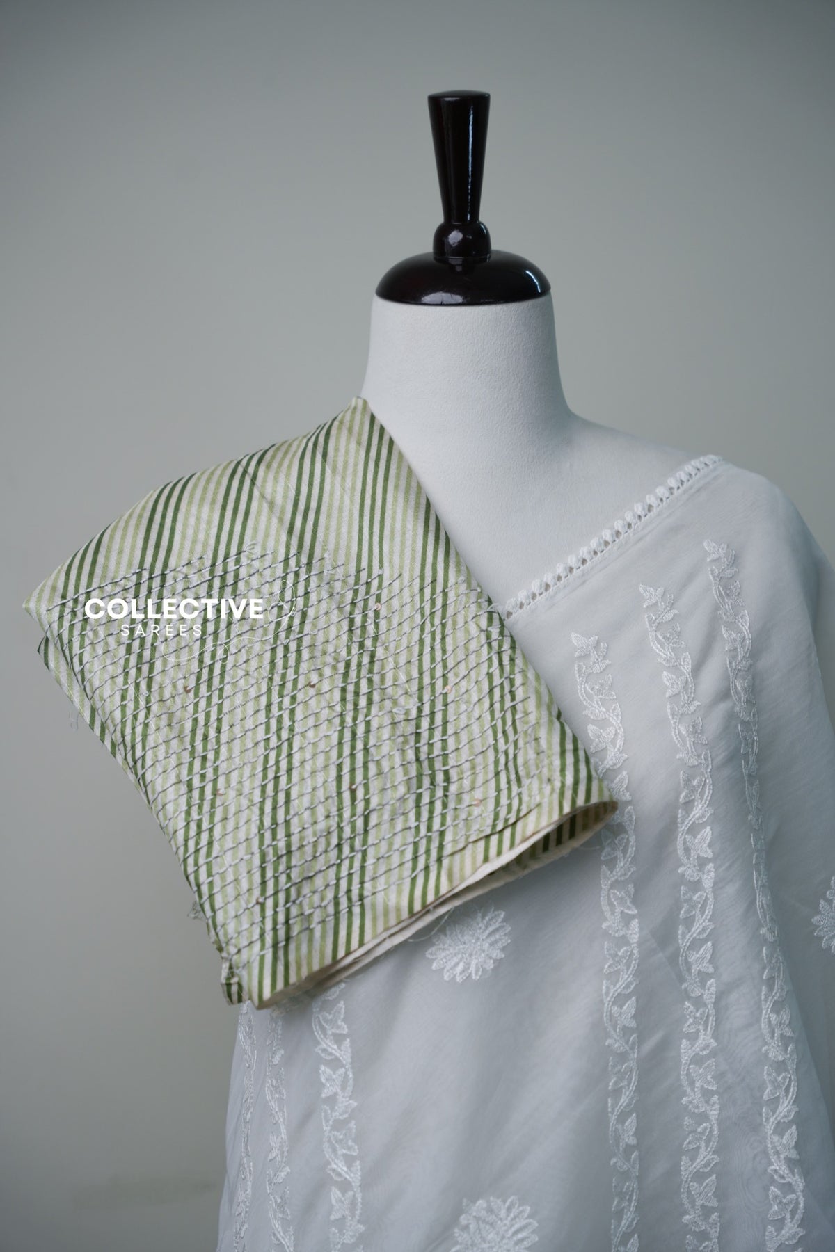 White organza saree with floral detailing and pastel floral pallu — view 2