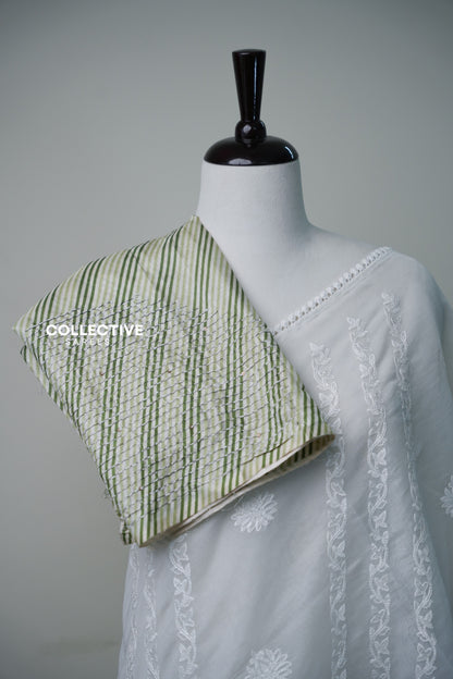 White organza saree with floral detailing and pastel floral pallu — view 2